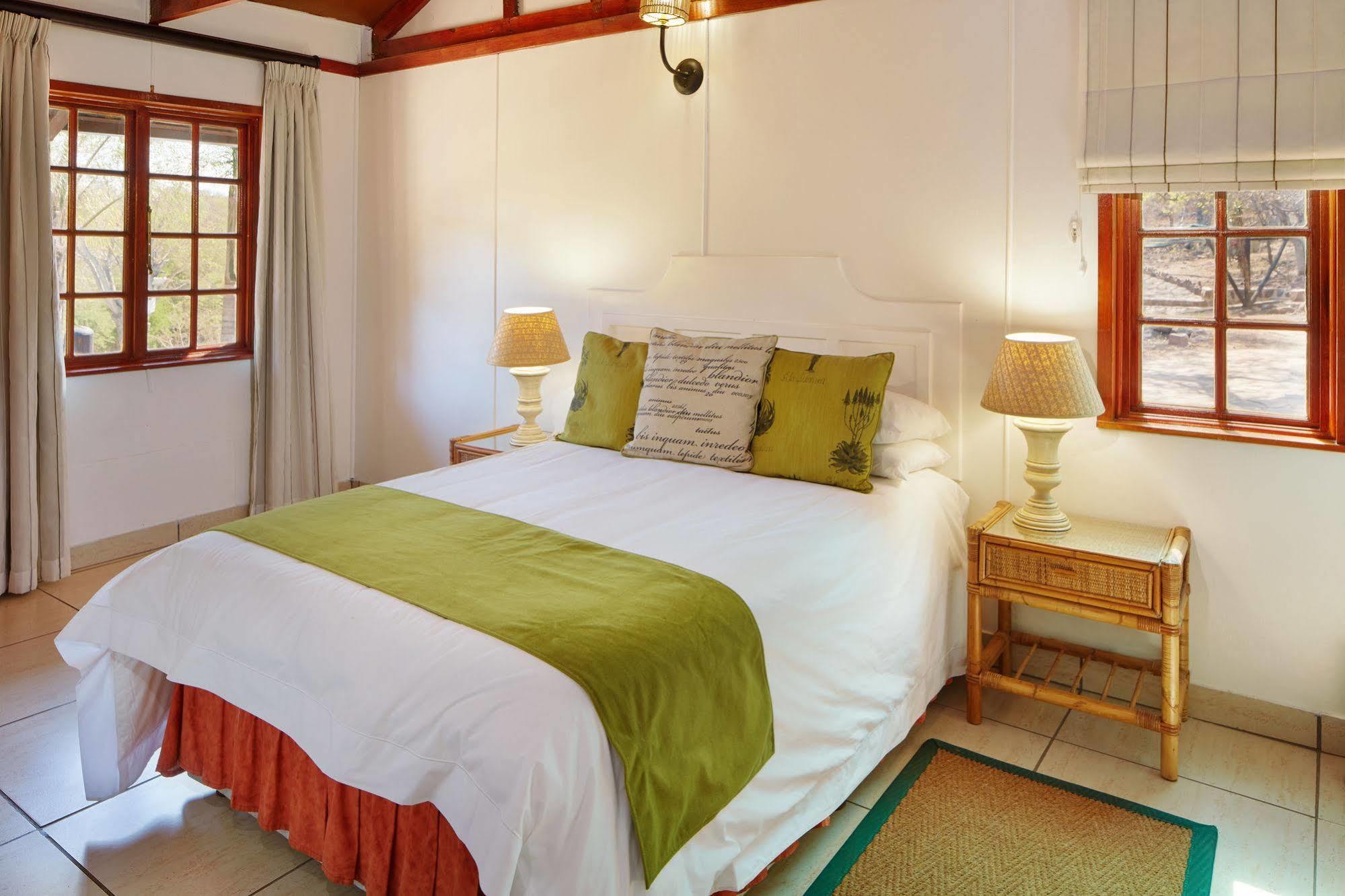 First Group Gethlane Lodge Burgersfort Extérieur photo